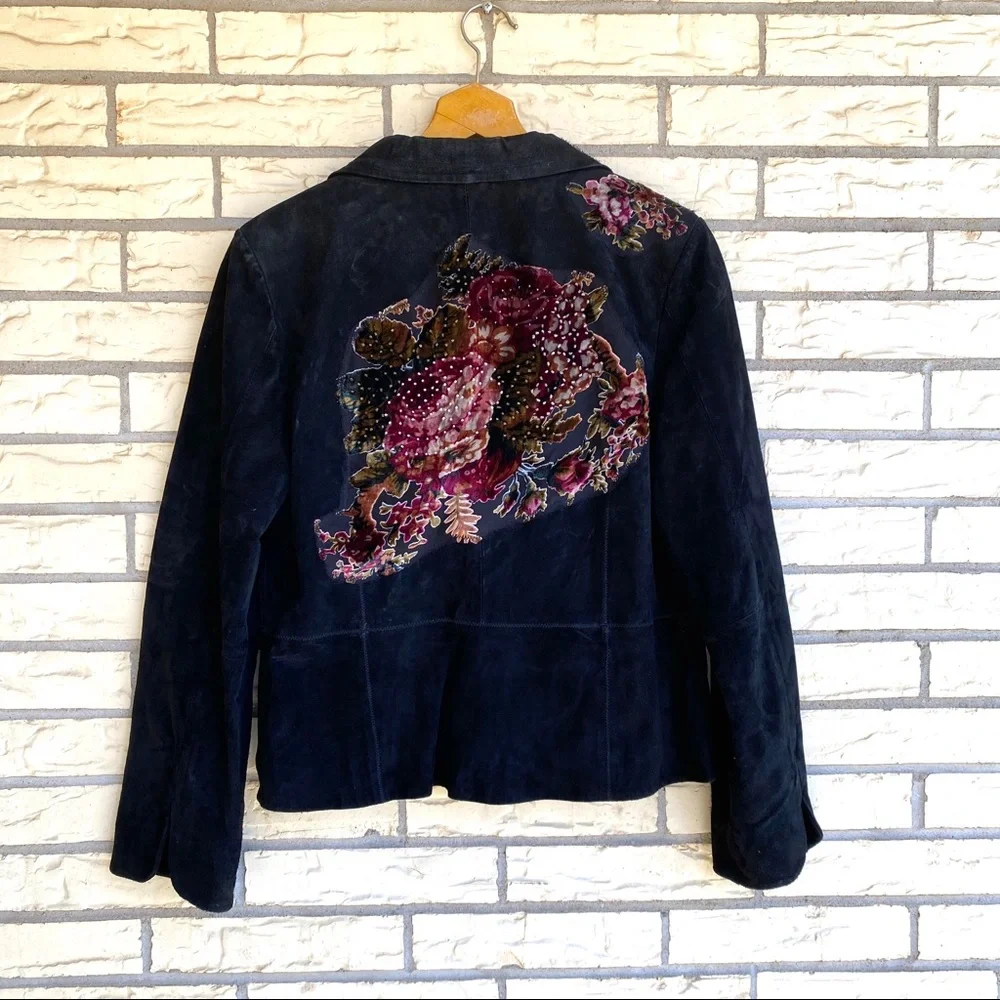 Maxima Black Floral Blazer - Picture 6 of 8